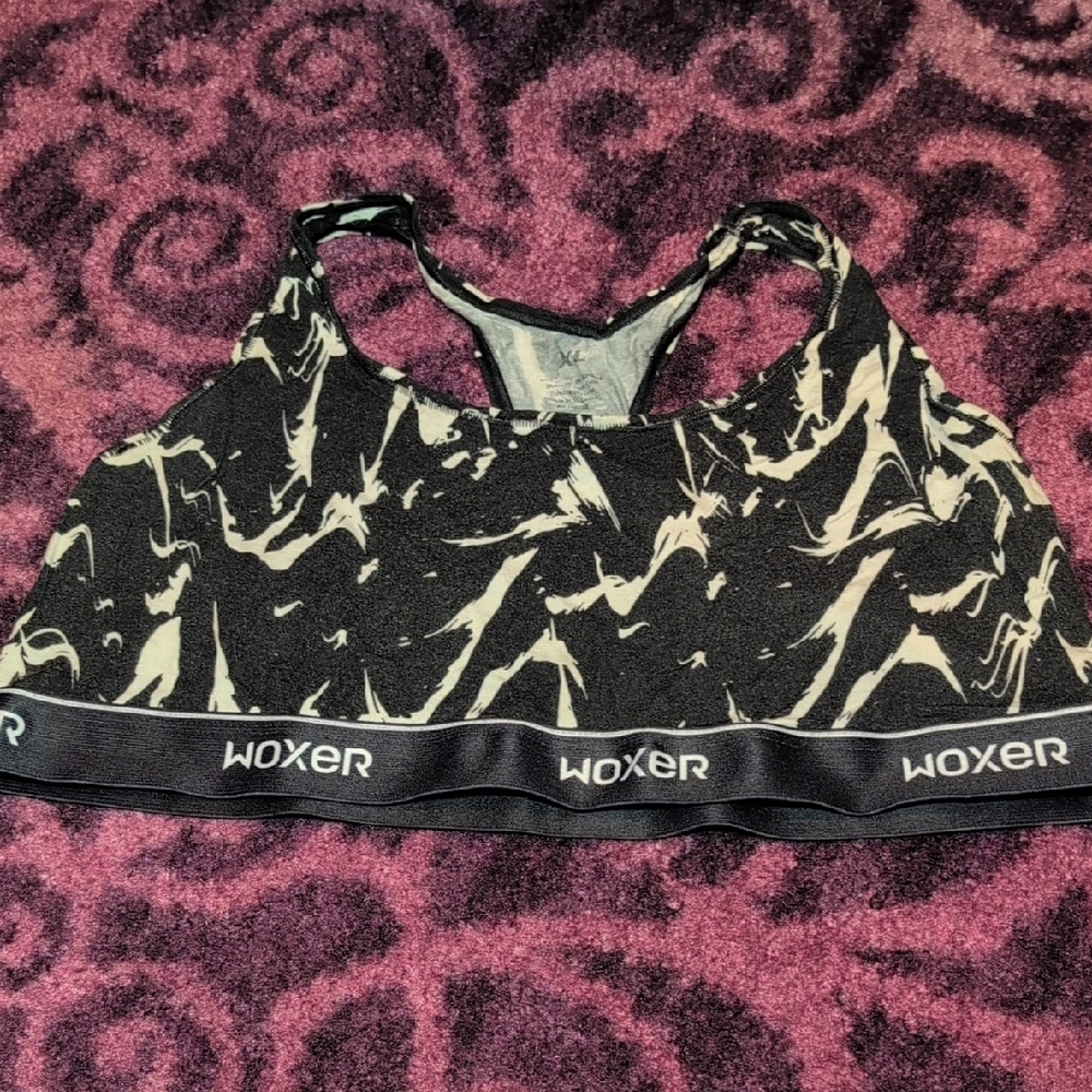 Woxer Black and Ivory Abstract Print Sports Bra